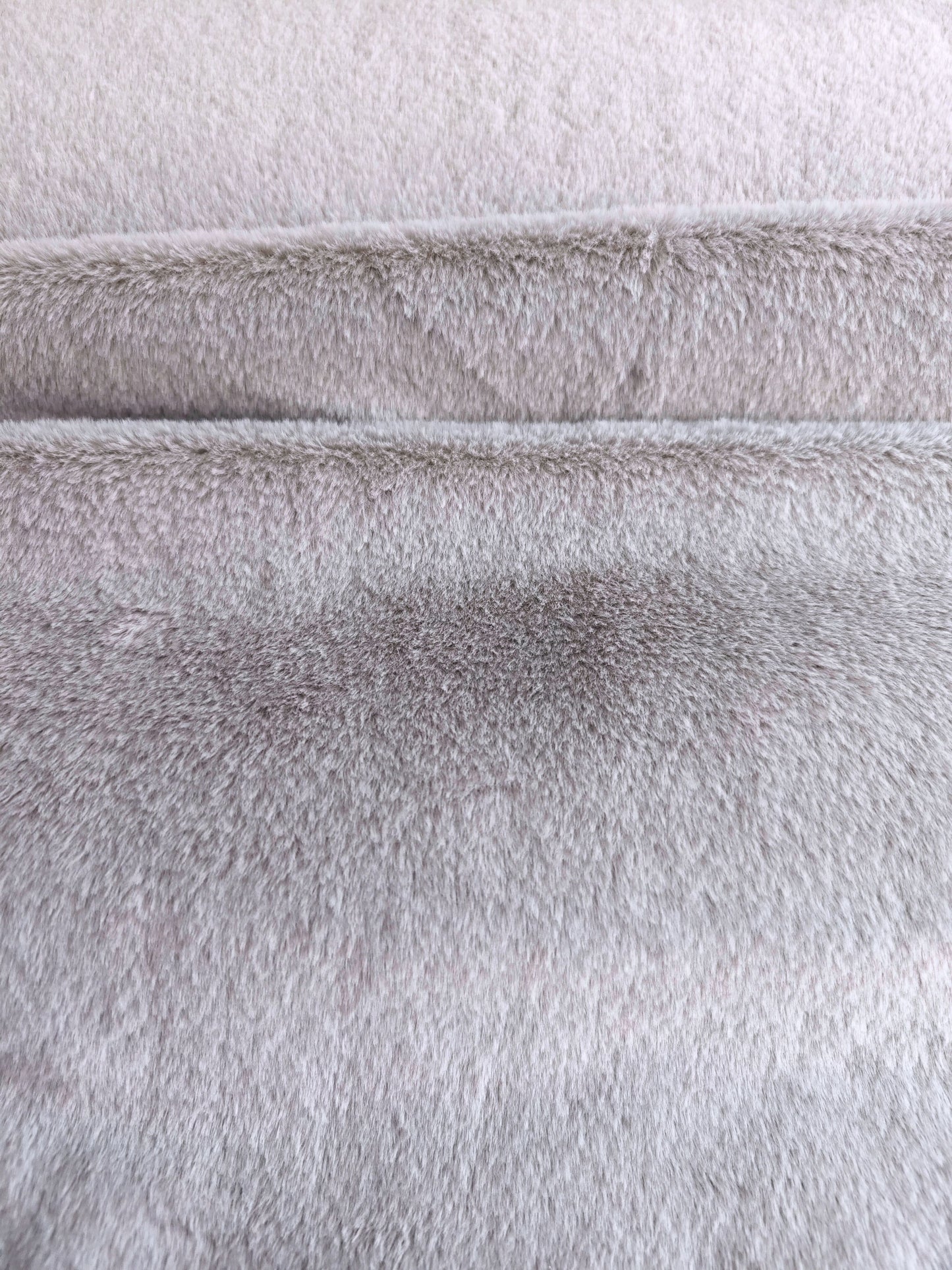 Rabbit Gris Claro Unicolor x Metros Ref. 12666