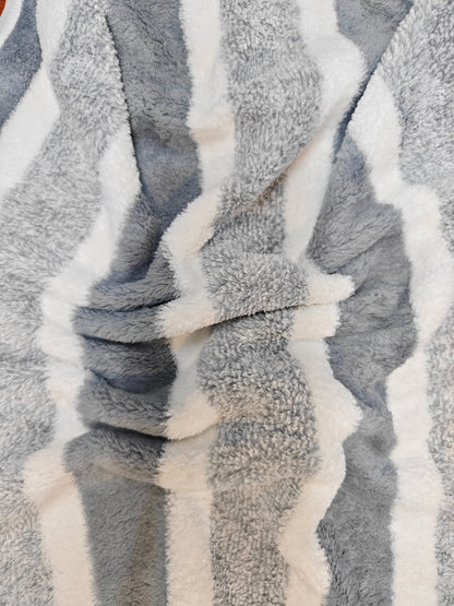 Tela Toalla Estampada Raya Ancha Gris Ref. 1421