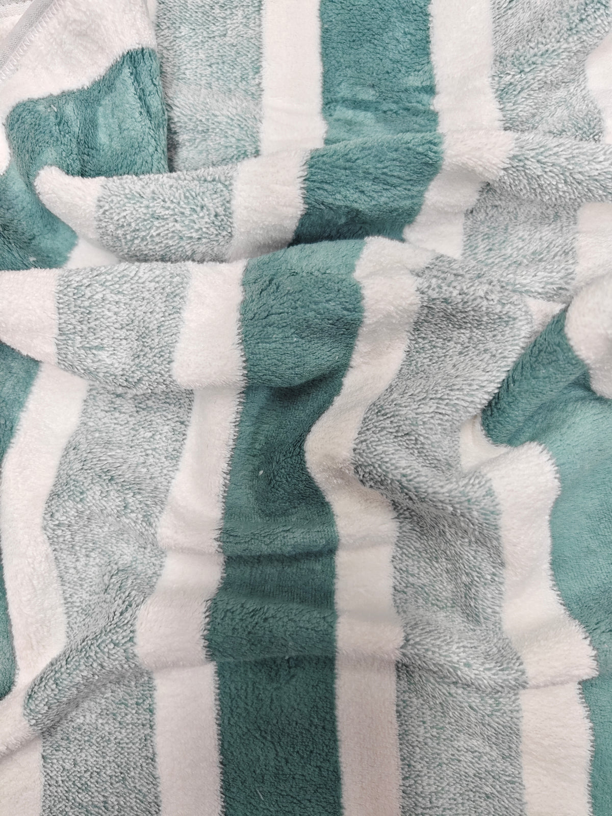 Tela Toalla Estampada Raya Ancha Verde Ref. 1424