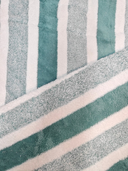 Tela Toalla Estampada Raya Ancha Verde Ref. 1424