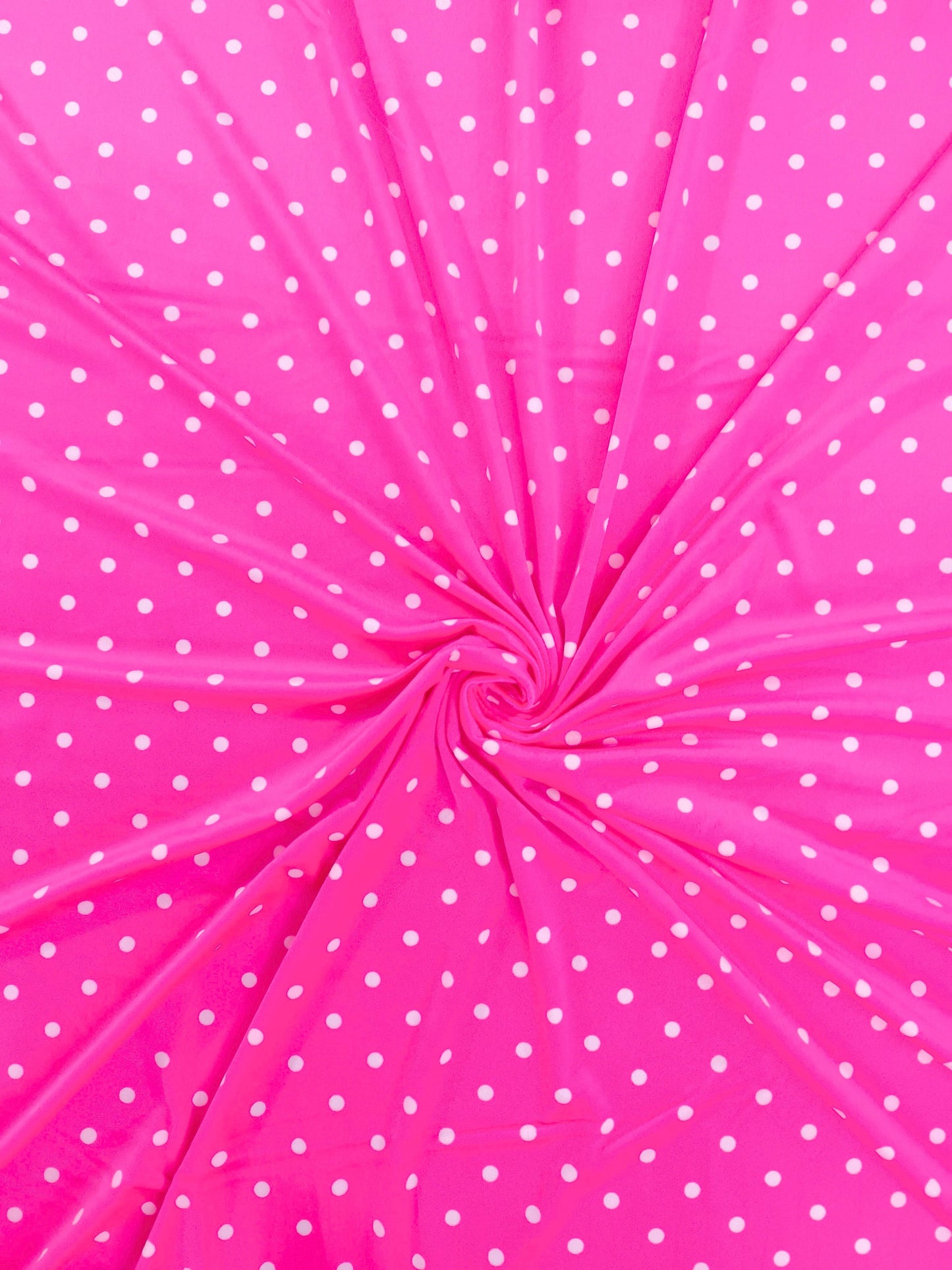 Suaventina Fucsia Puntos Blancos Estampada x Metros Ref. 04014